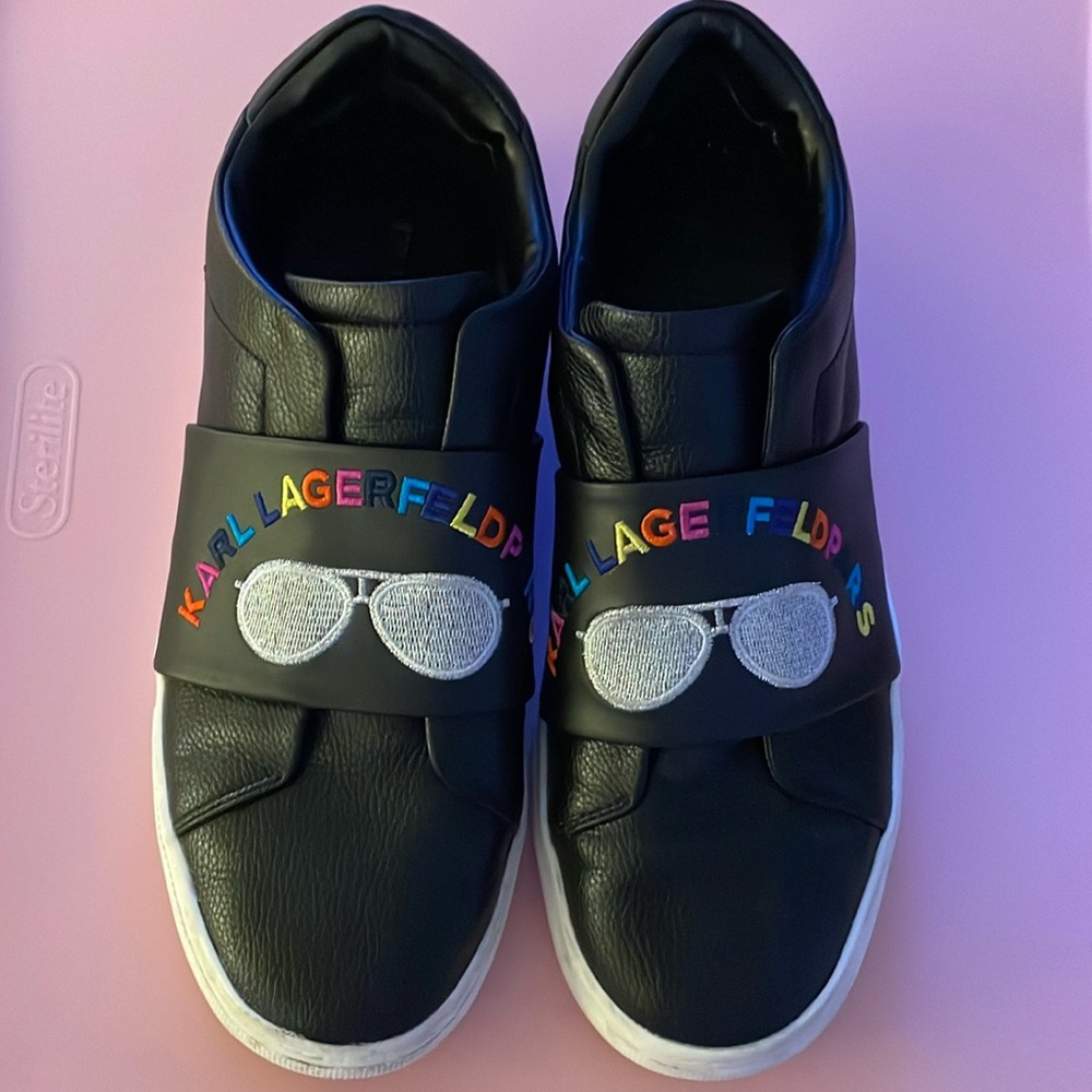 Karl Lagerfeld Paris Black Slip-On Sneakers Logo Strap (SIT-01)